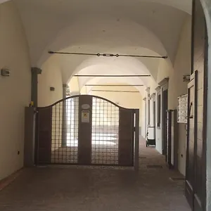 https://la-corte-dellorologio.it-lombardy.com